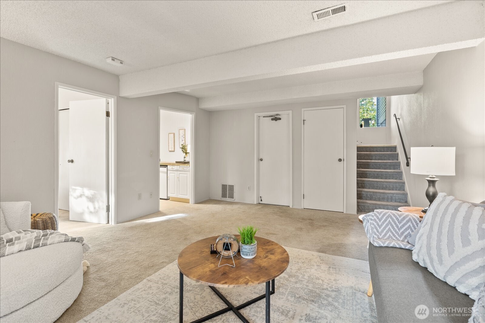 9910 NE 116th Street Unit: 202