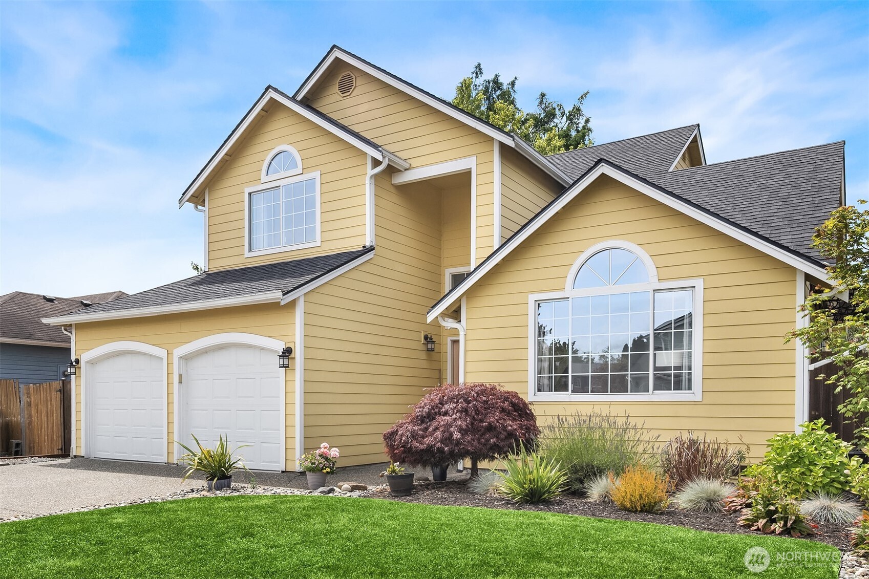 1412 90th Drive NE