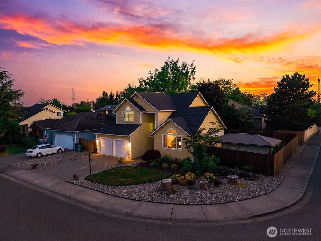 1412 90th Drive NE