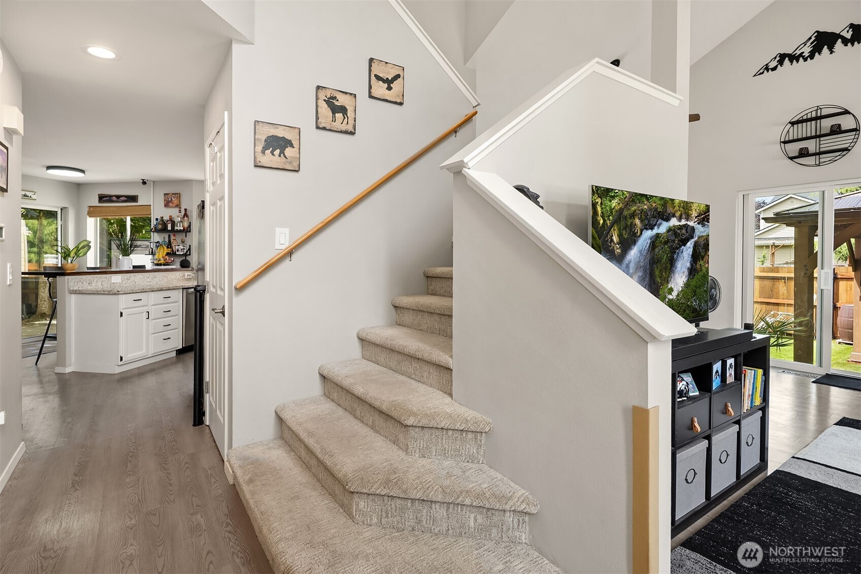 1412 90th Drive NE