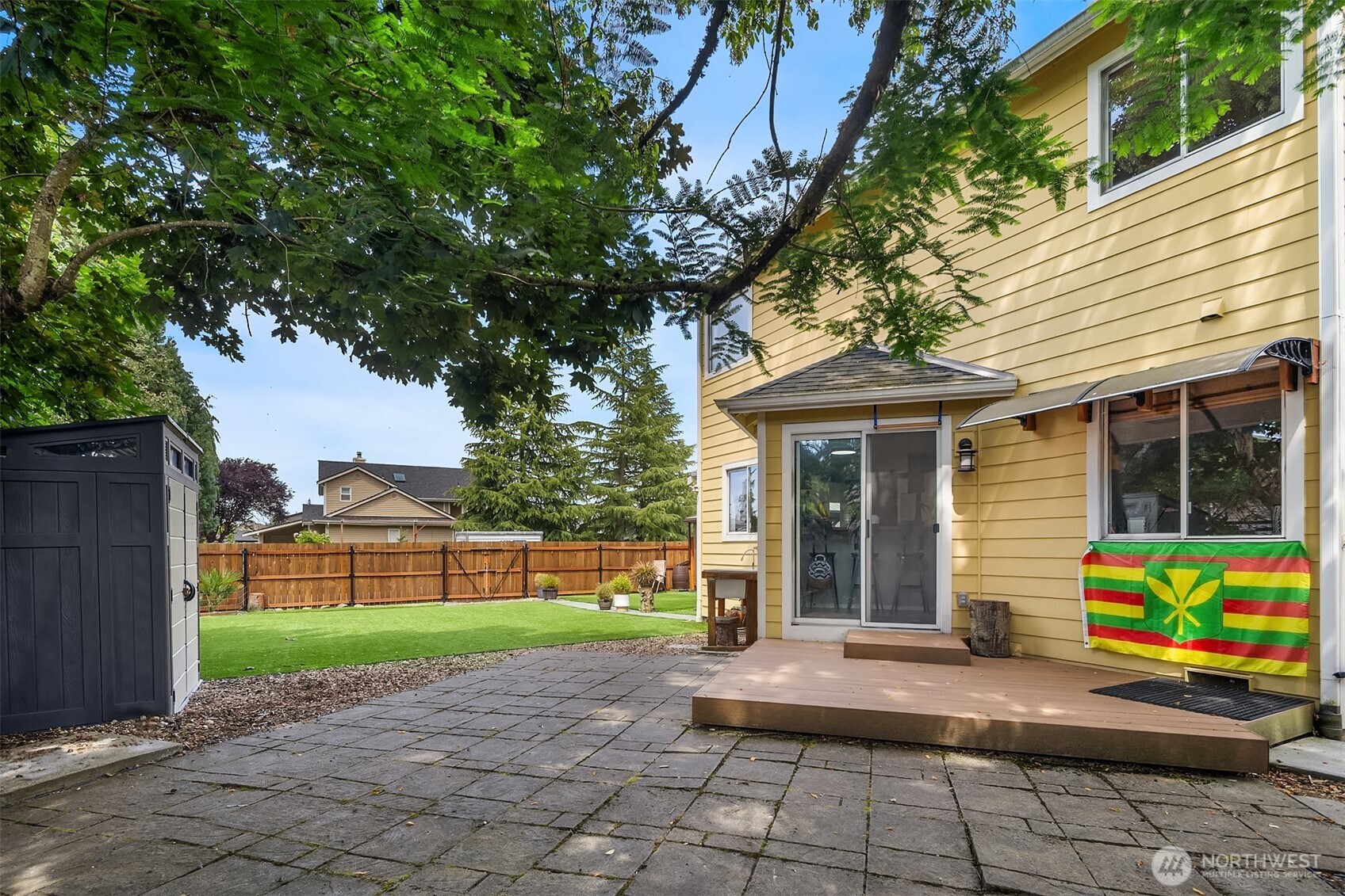 1412 90th Drive NE