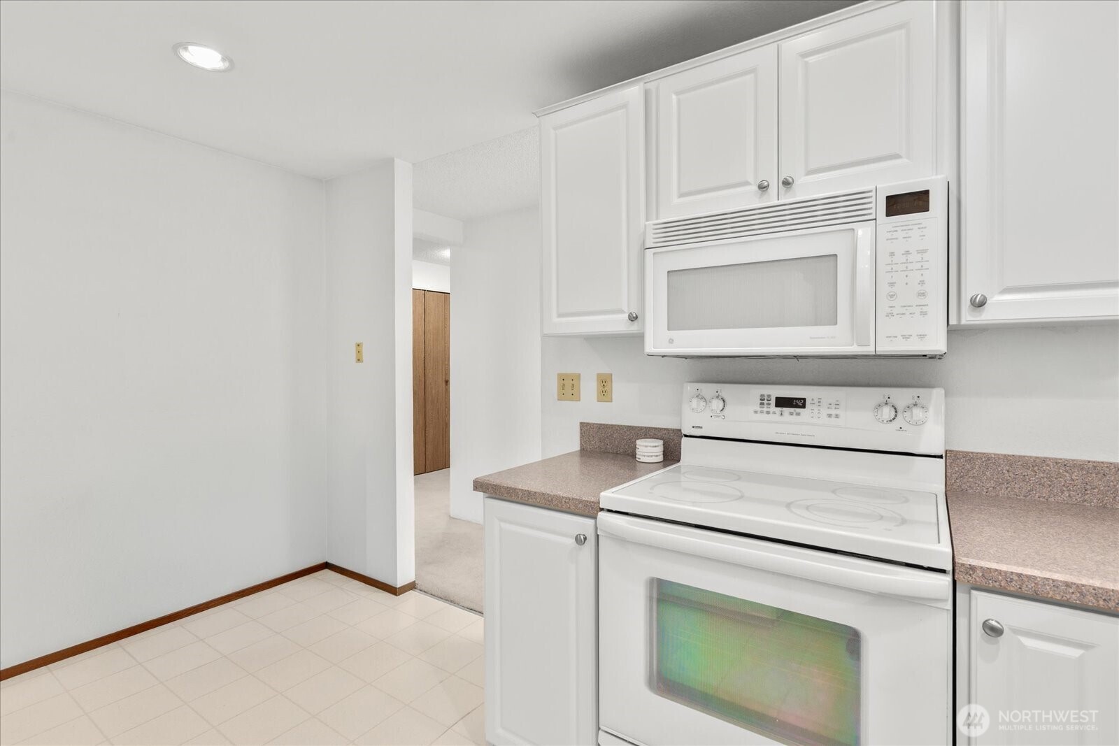 11615 127th Lane NE Unit: A1