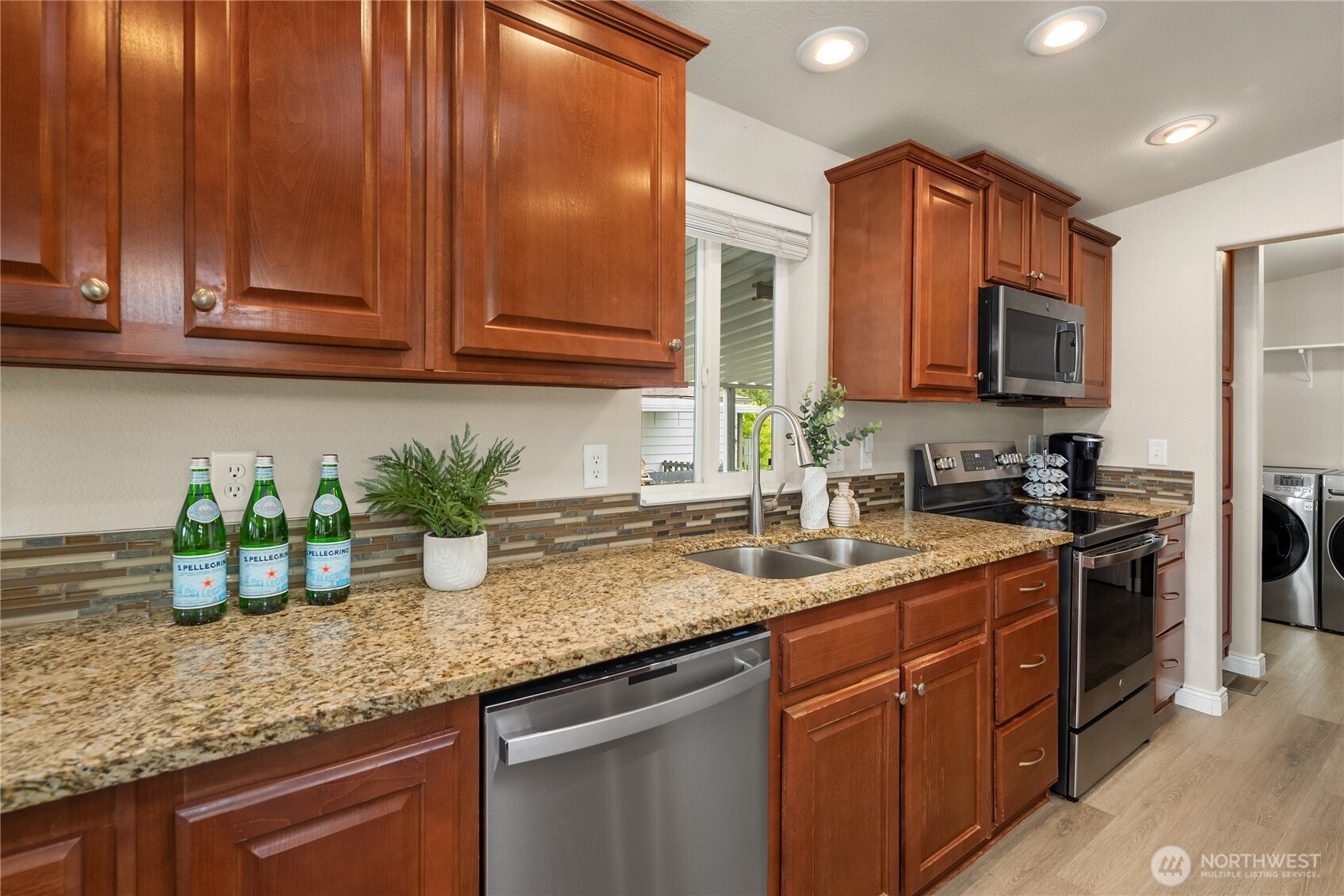 815 124th Street SW Unit: 6
