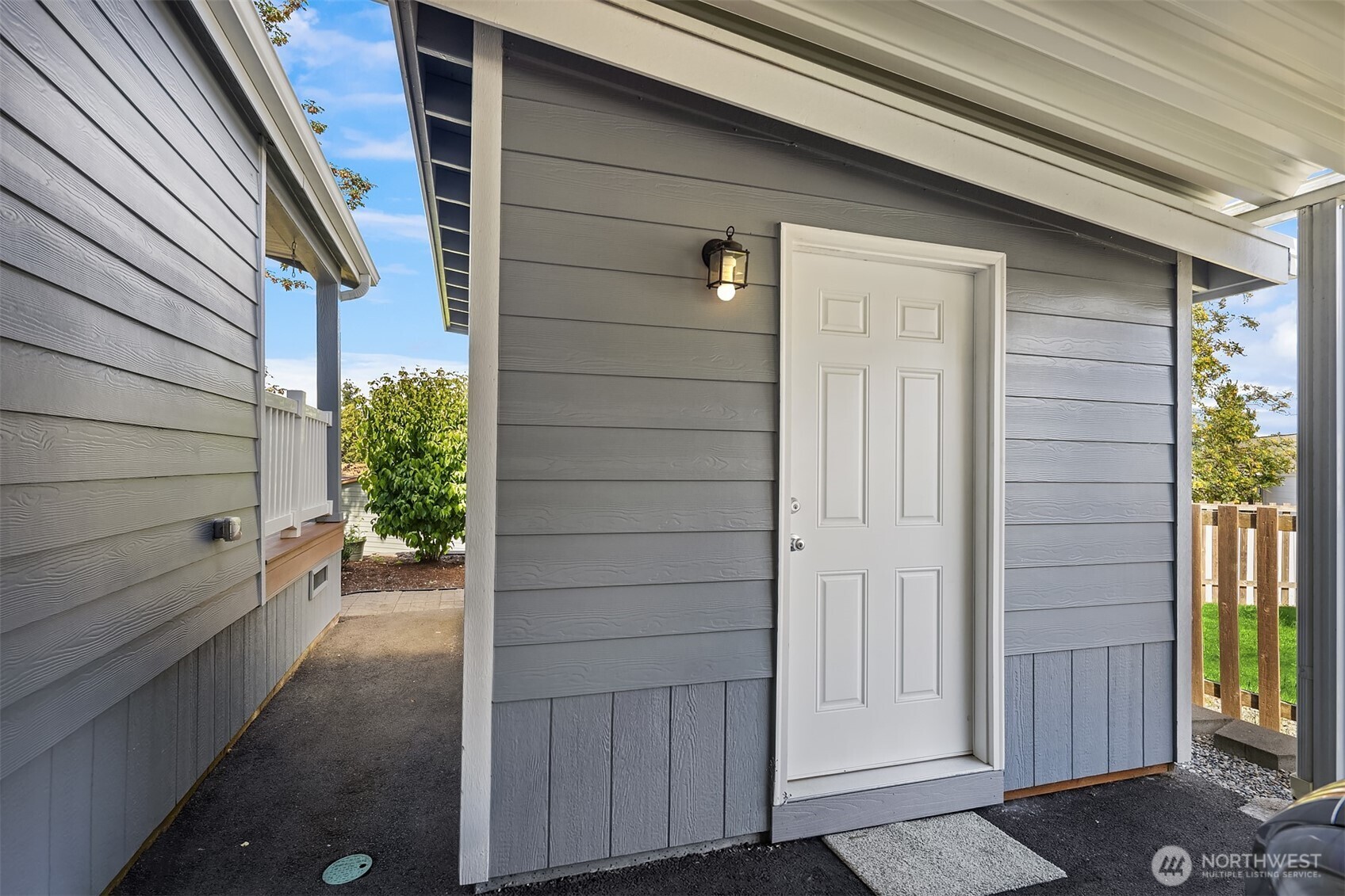 815 124th Street SW Unit: 6