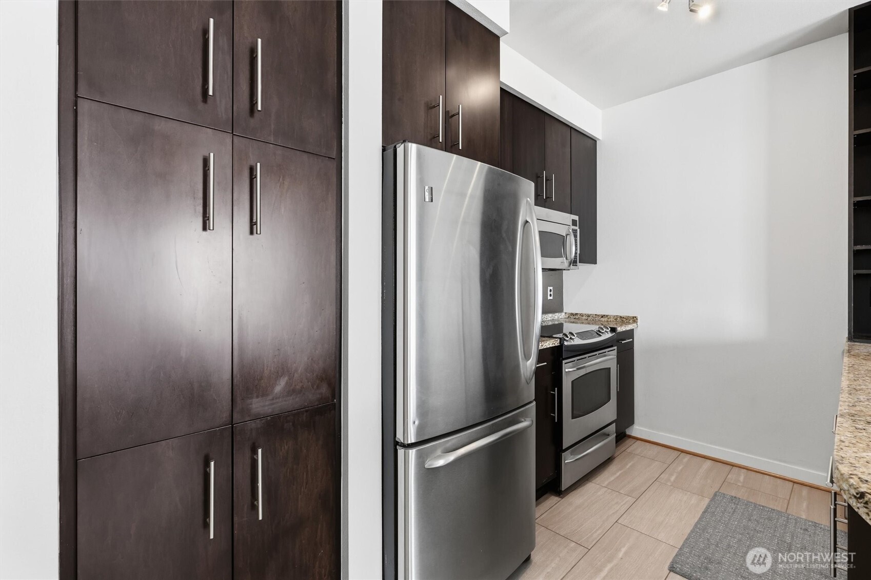1026 NE 65th Street Unit: 519