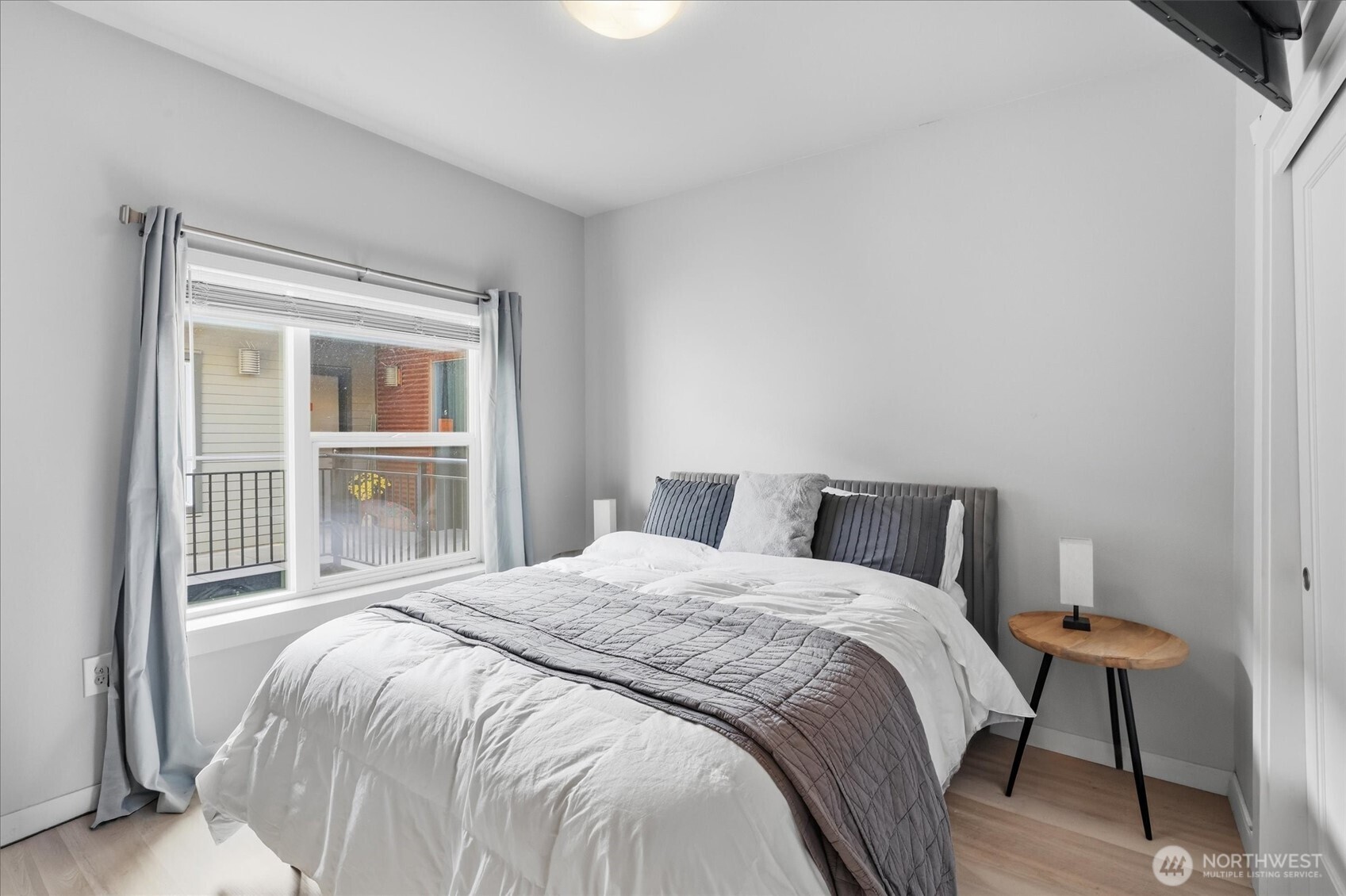 1026 NE 65th Street Unit: 519