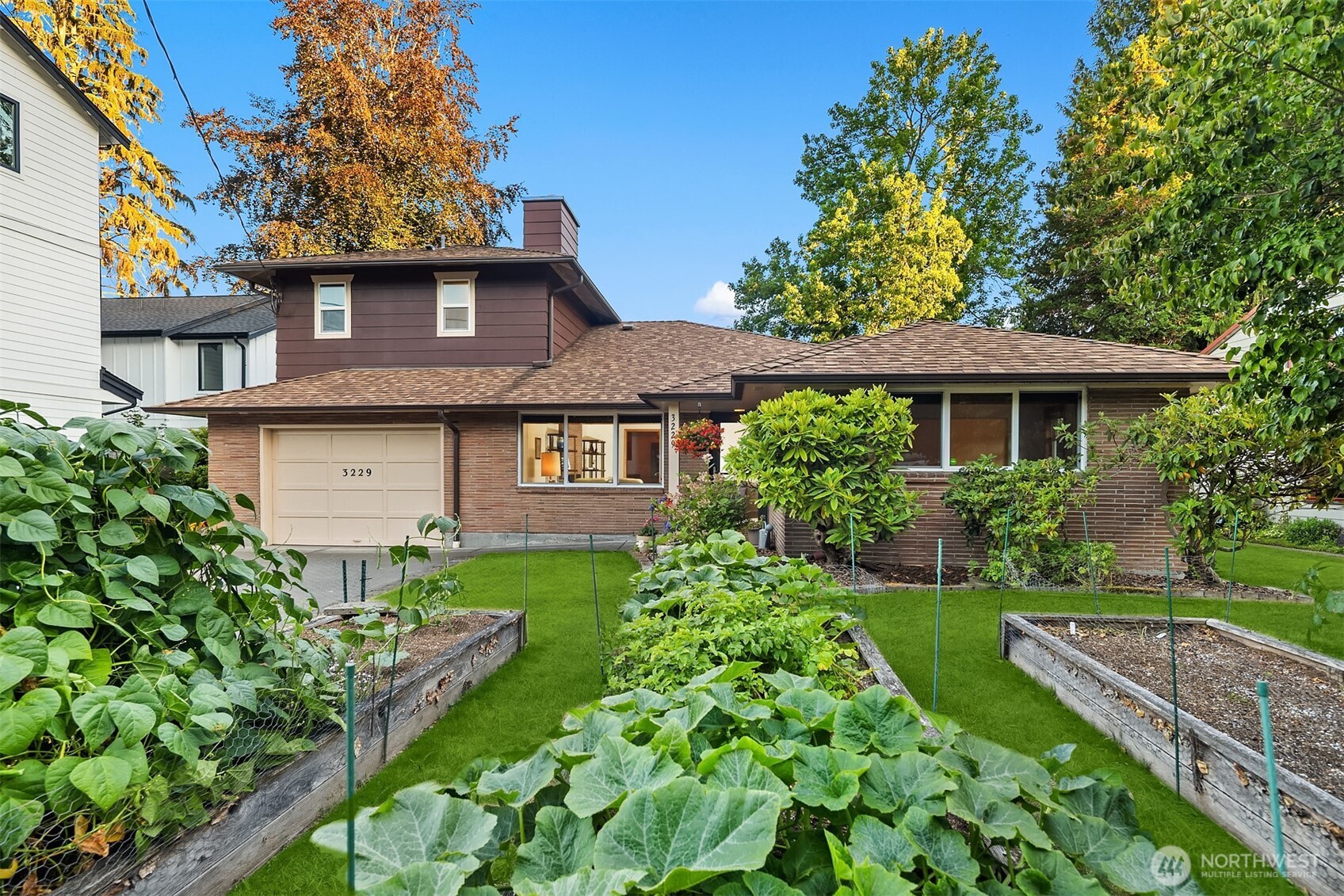 3229 NE 87th Street