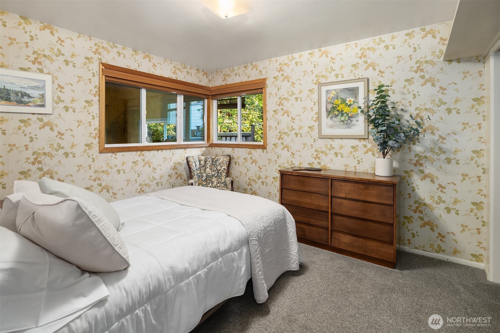 3229 NE 87th Street