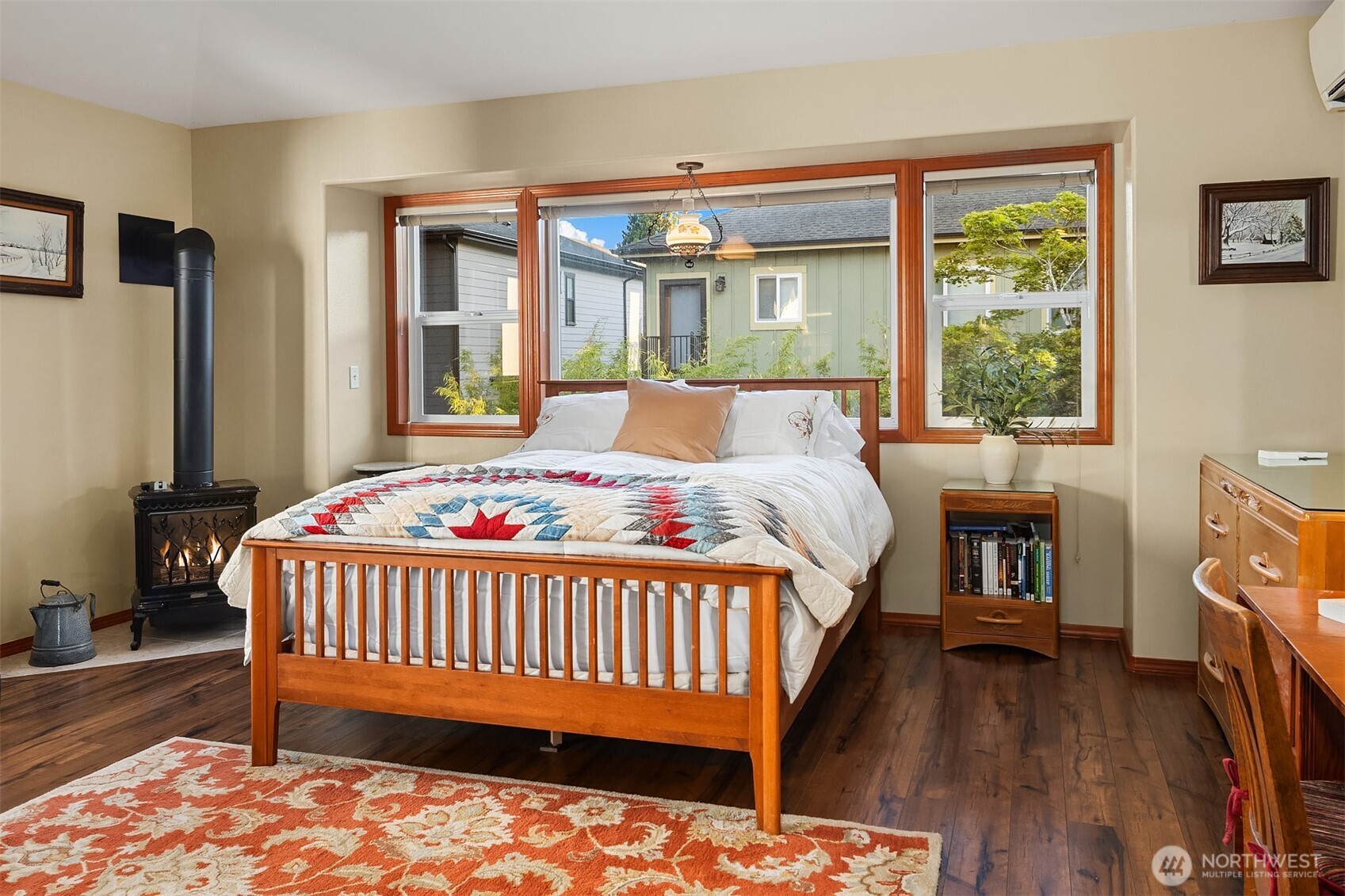 3229 NE 87th Street