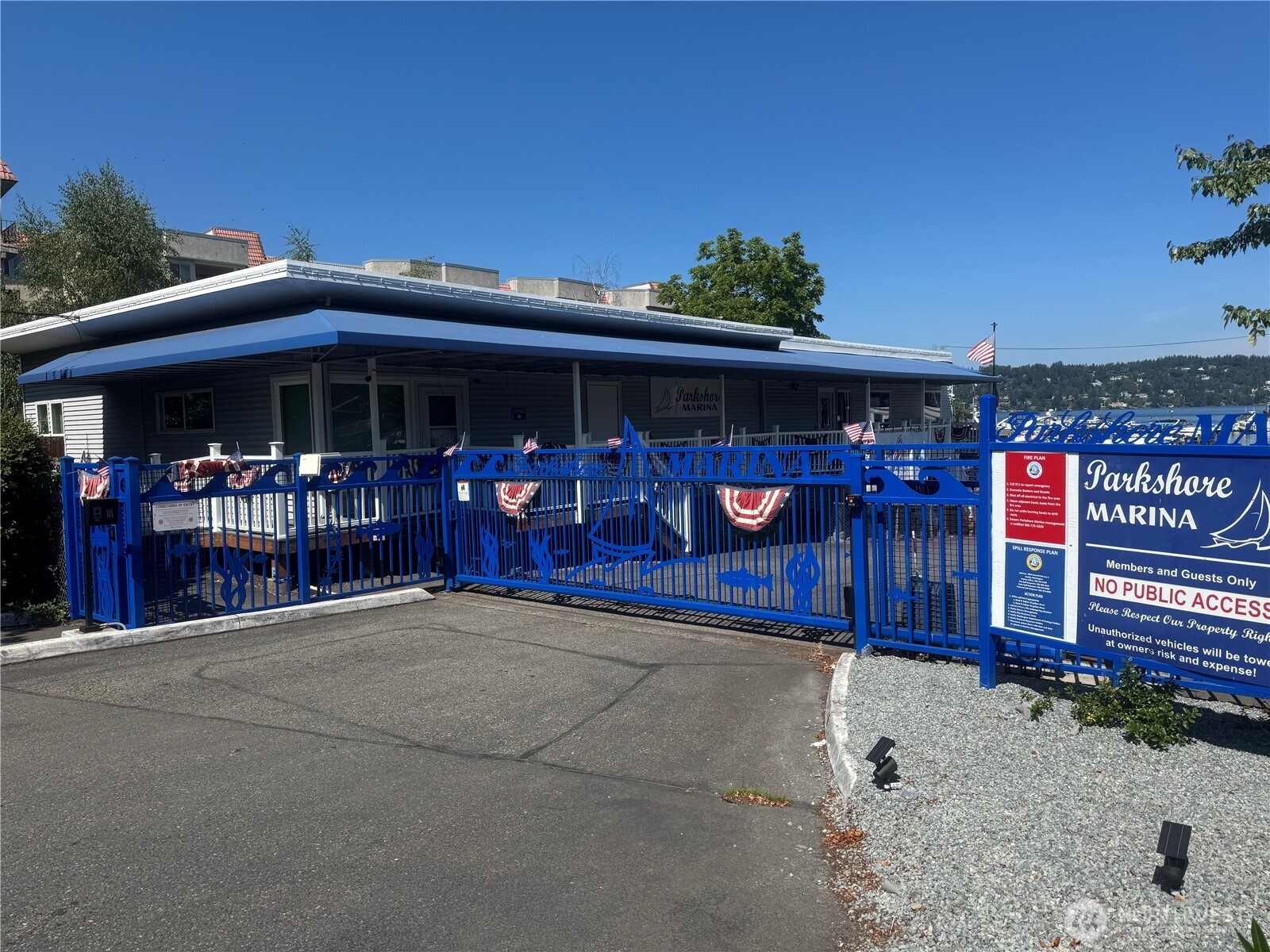 9050 Seward Park Ave S Unit: 1