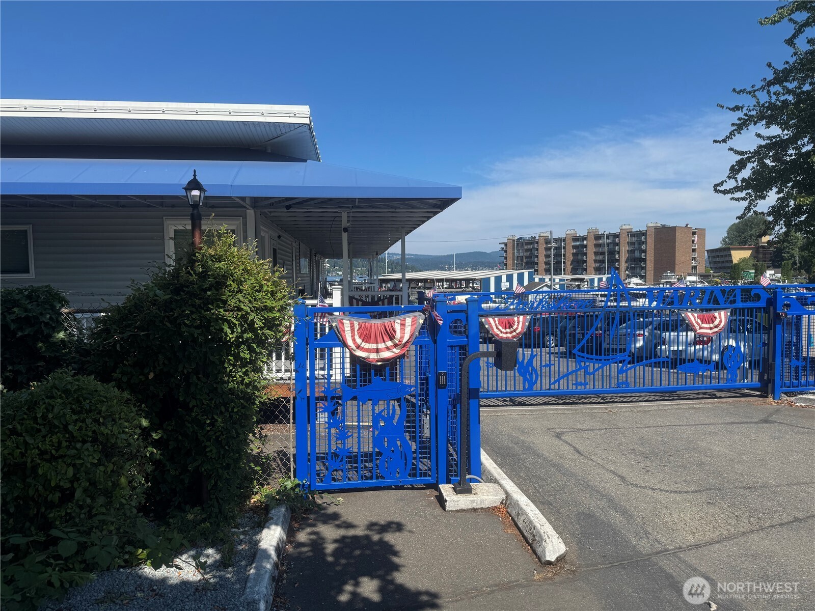9050 Seward Park Ave S Unit: 1