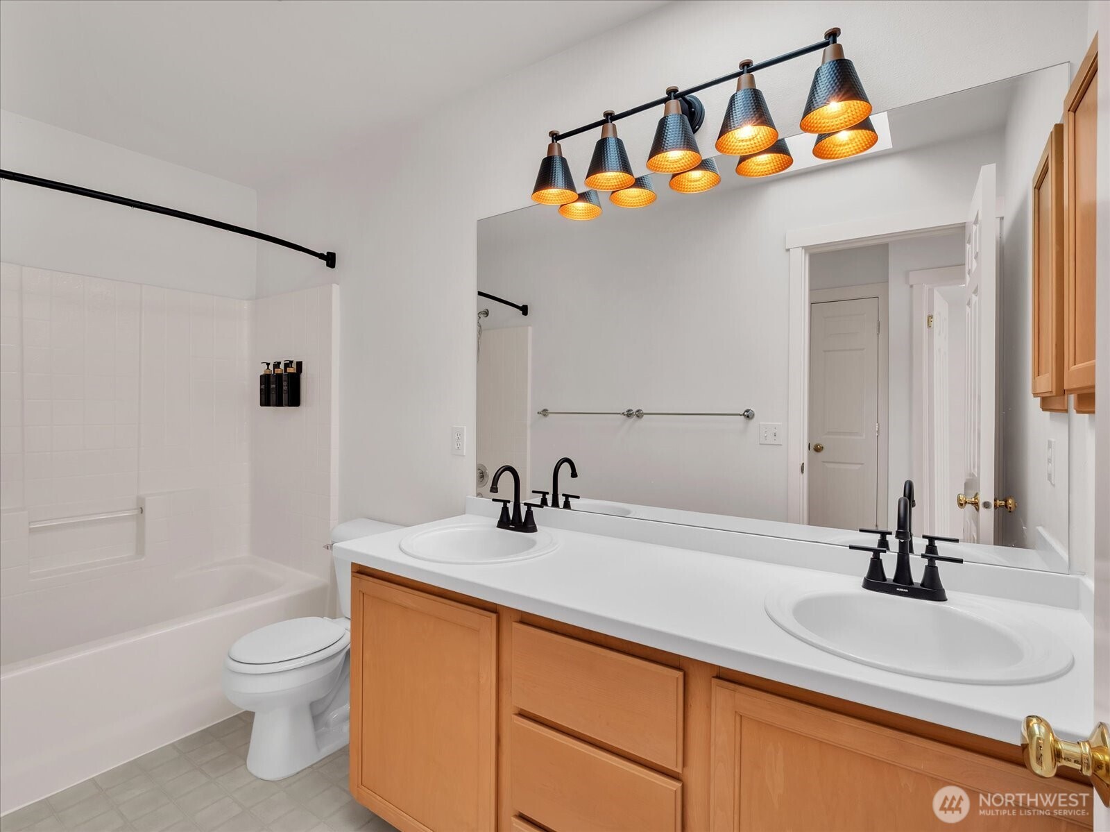 15414 135th Place NE Unit: 32A