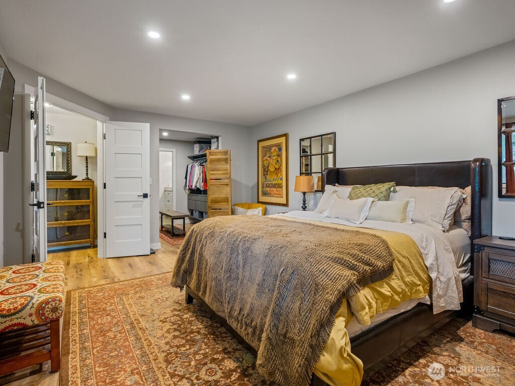 16921 Inglewood Road NE Unit: A-104