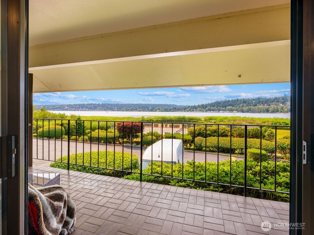 16921 Inglewood Road NE Unit: A-104