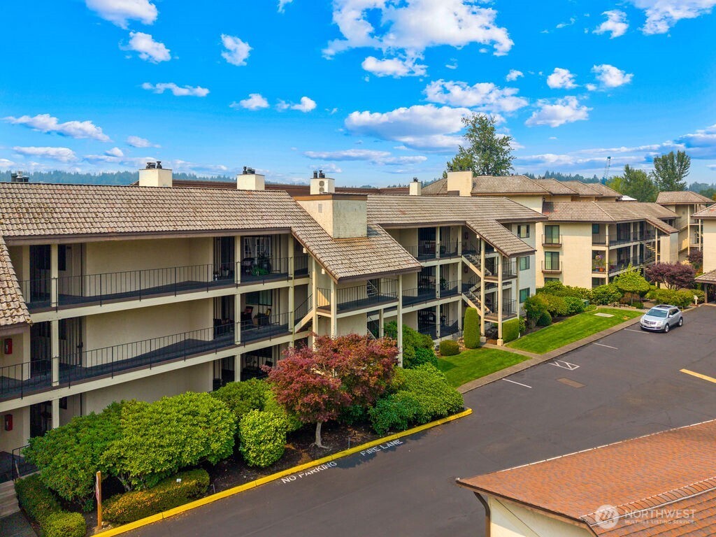 16921 Inglewood Road NE Unit: A-104