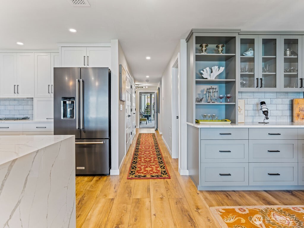 16921 Inglewood Road NE Unit: A-104