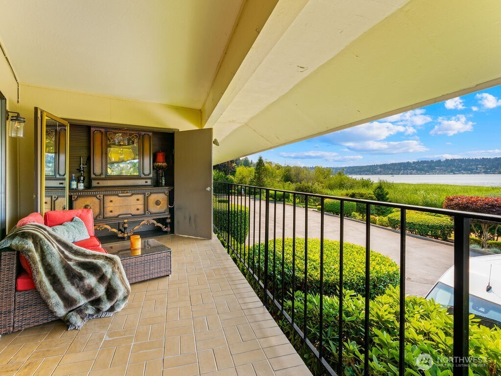 16921 Inglewood Road NE Unit: A-104