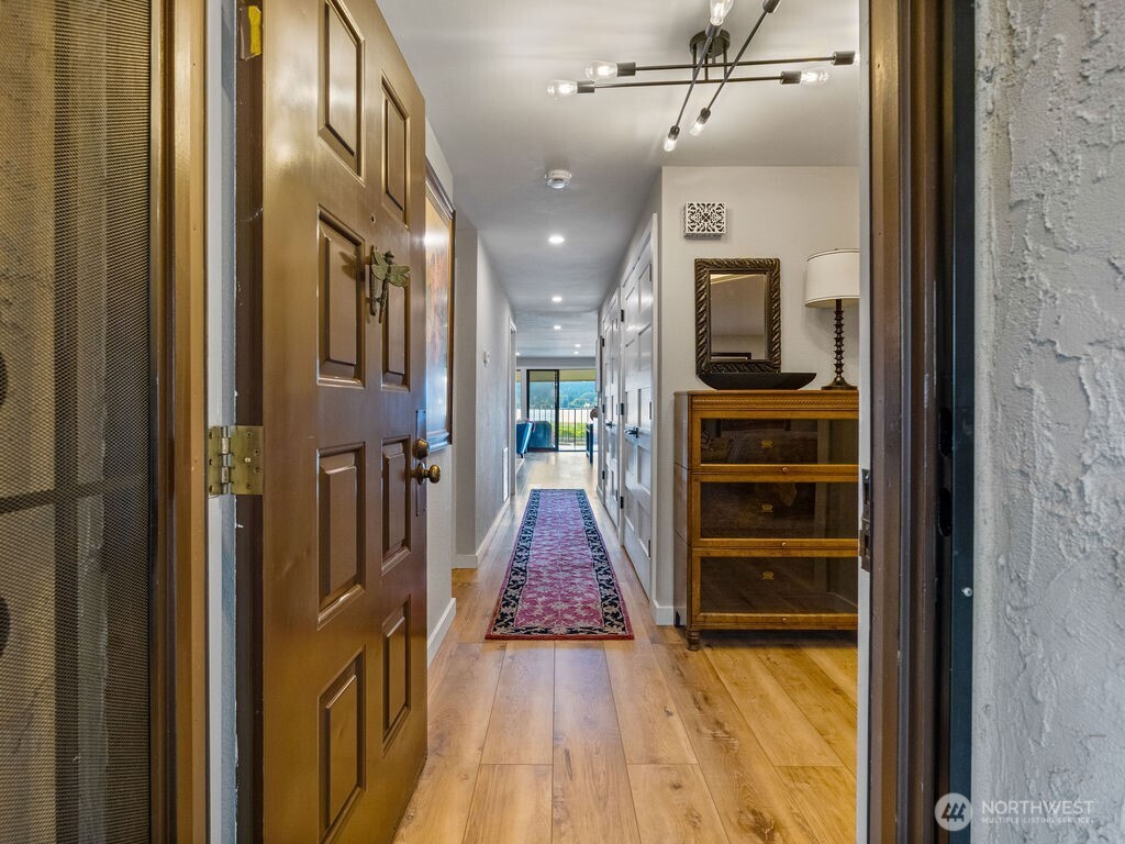 16921 Inglewood Road NE Unit: A-104