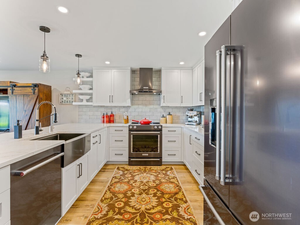 16921 Inglewood Road NE Unit: A-104