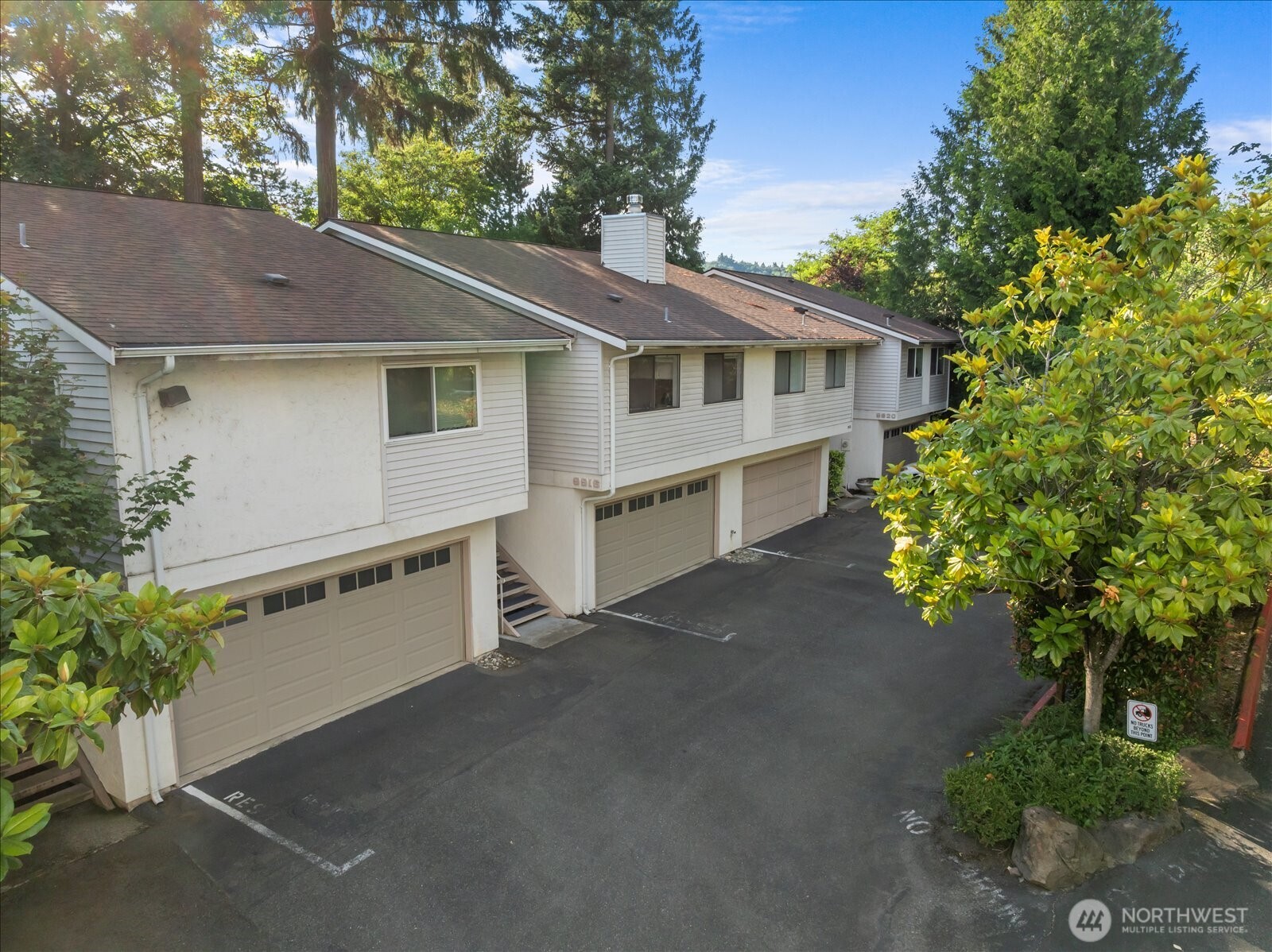 9910 NE 116th Street Unit: 202