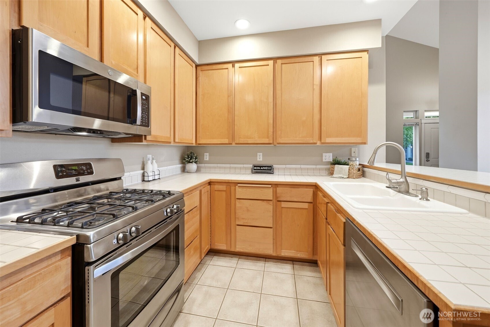 15637 NE 92nd Way Unit: B2101