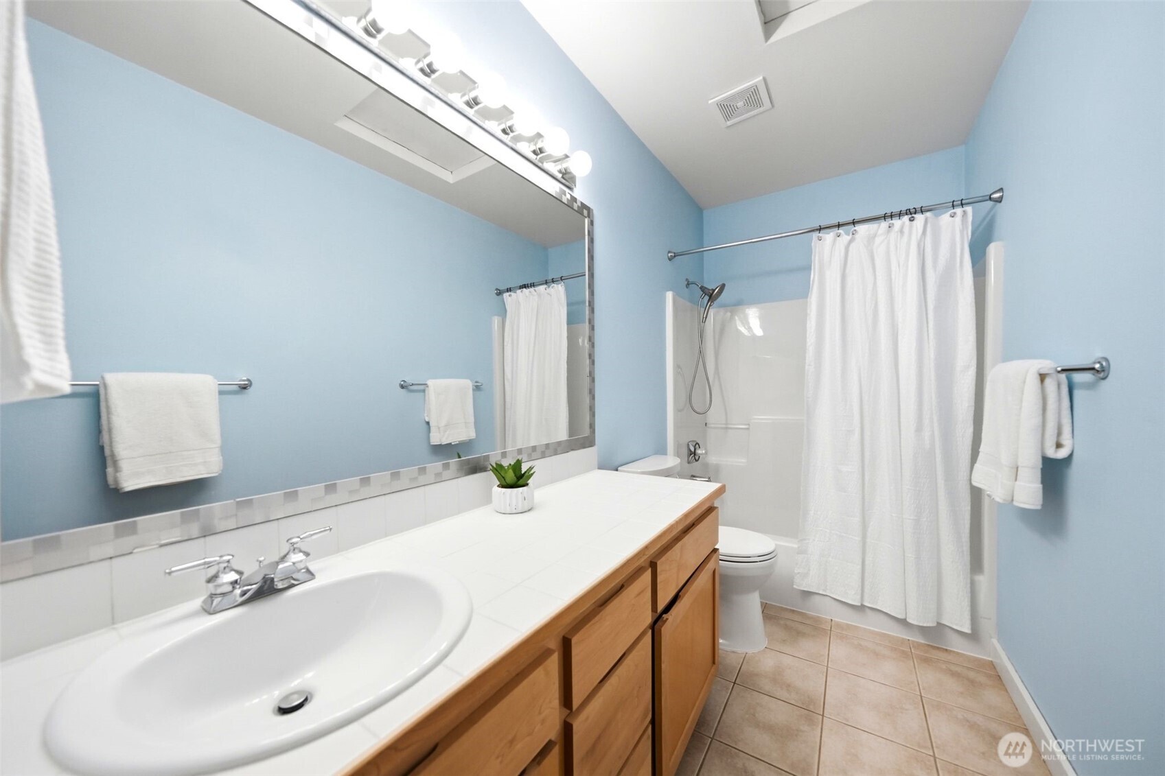 15637 NE 92nd Way Unit: B2101