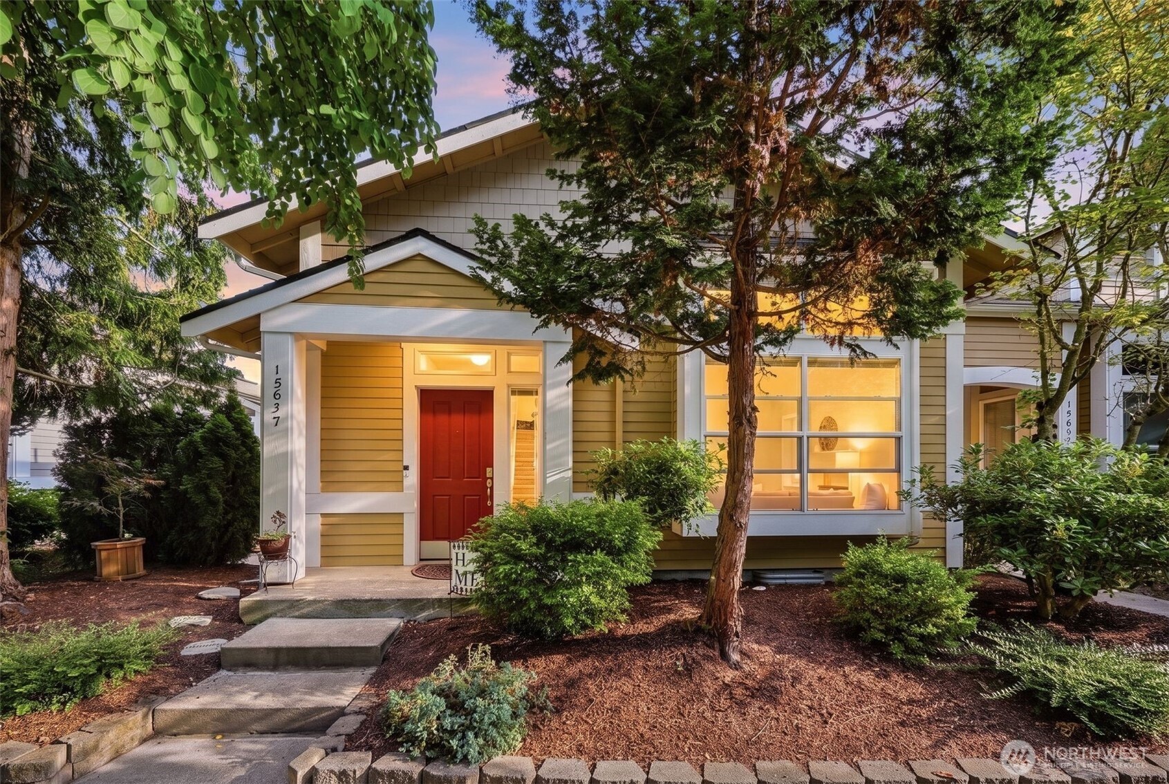 15637 NE 92nd Way Unit: B2101
