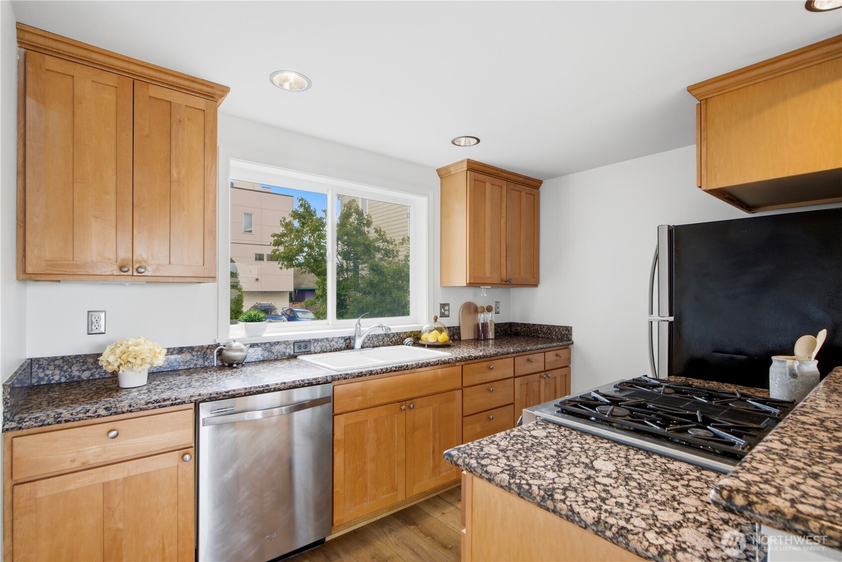 936 N 35th Street Unit: E