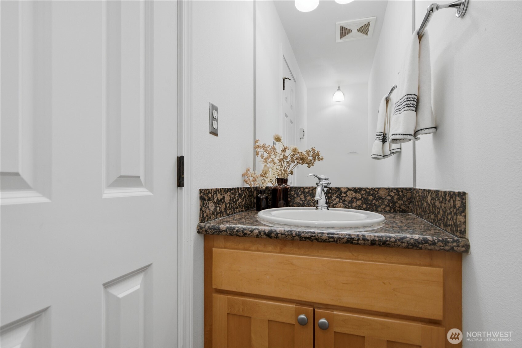 936 N 35th Street Unit: E