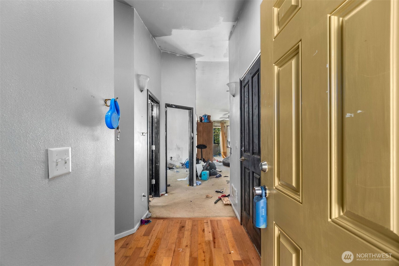 4221 Roxanna Loop SE