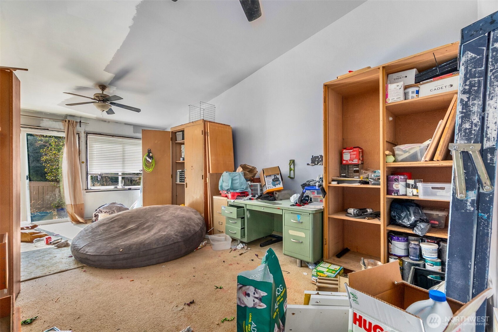 4221 Roxanna Loop SE