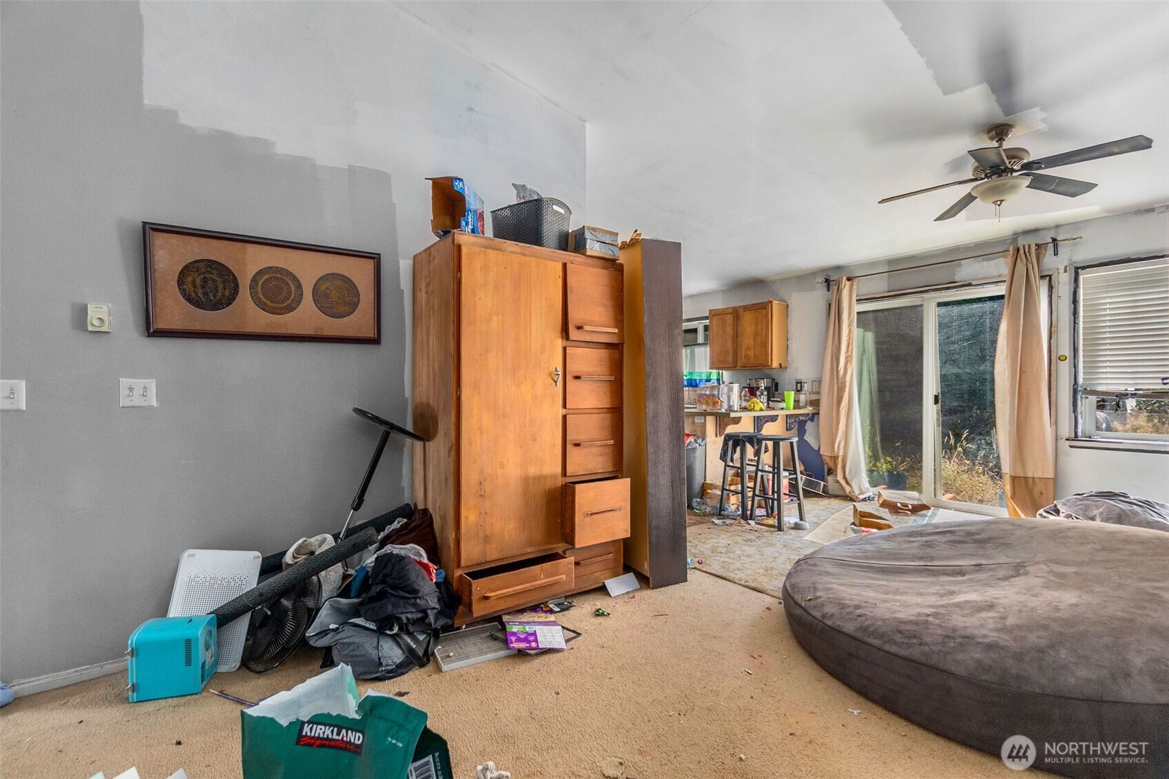 4221 Roxanna Loop SE