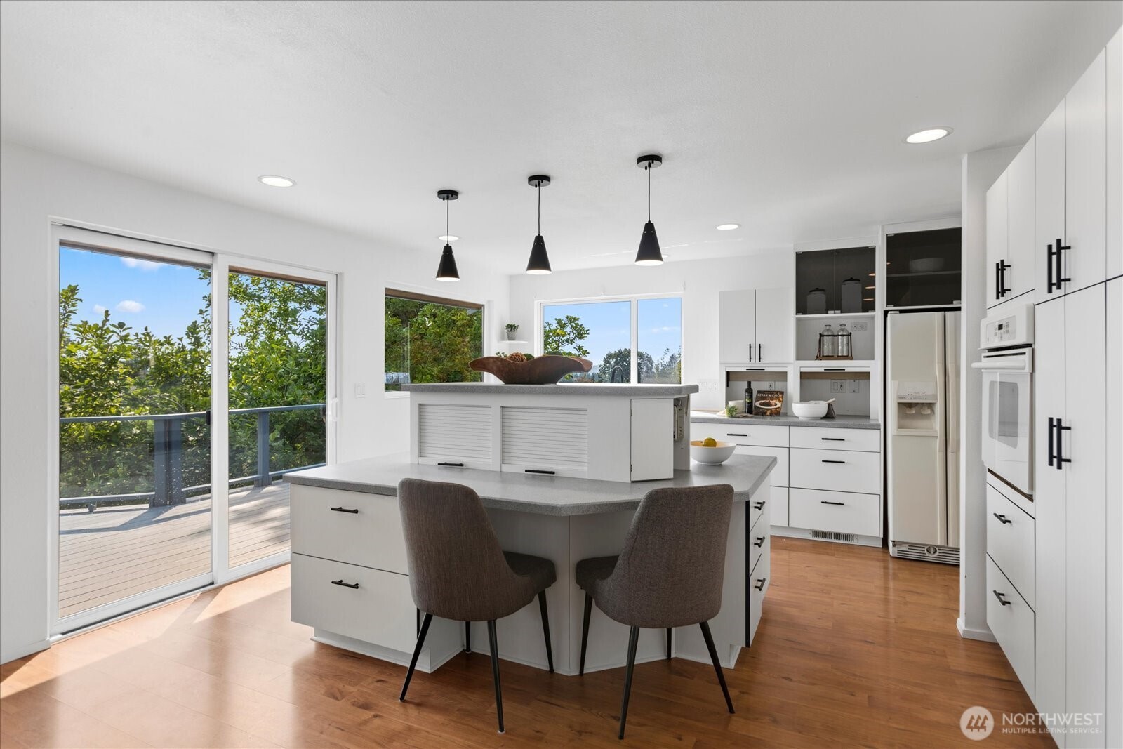 1503 Holly Vista Drive