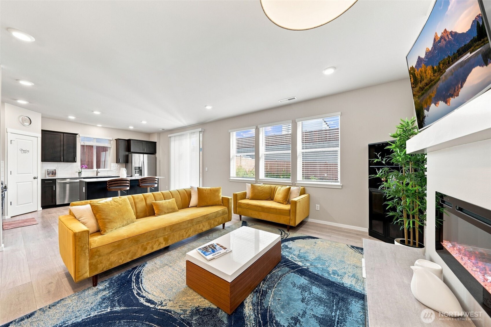 1613 NE Calavista Street Unit: 39