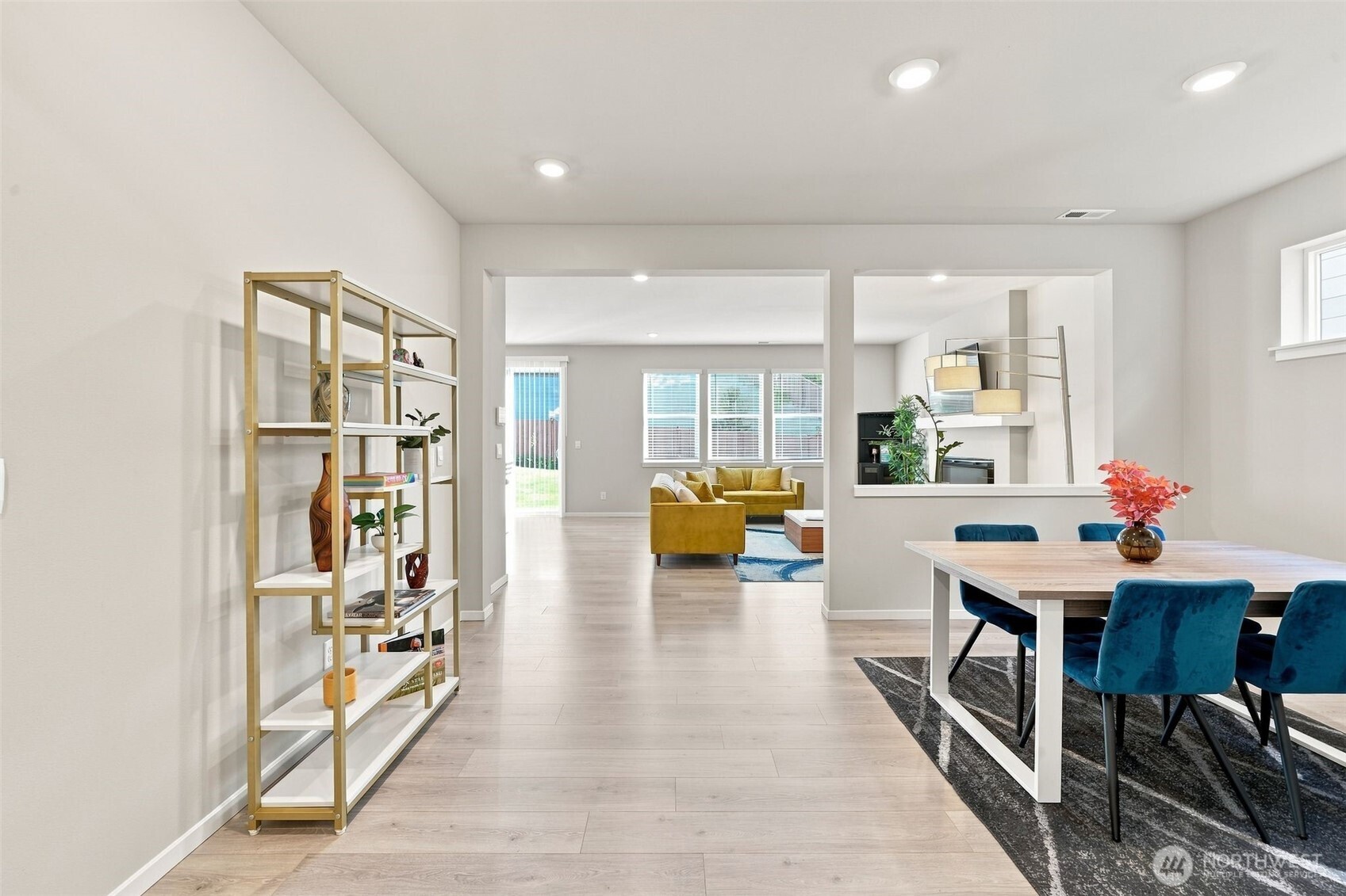 1613 NE Calavista Street Unit: 39