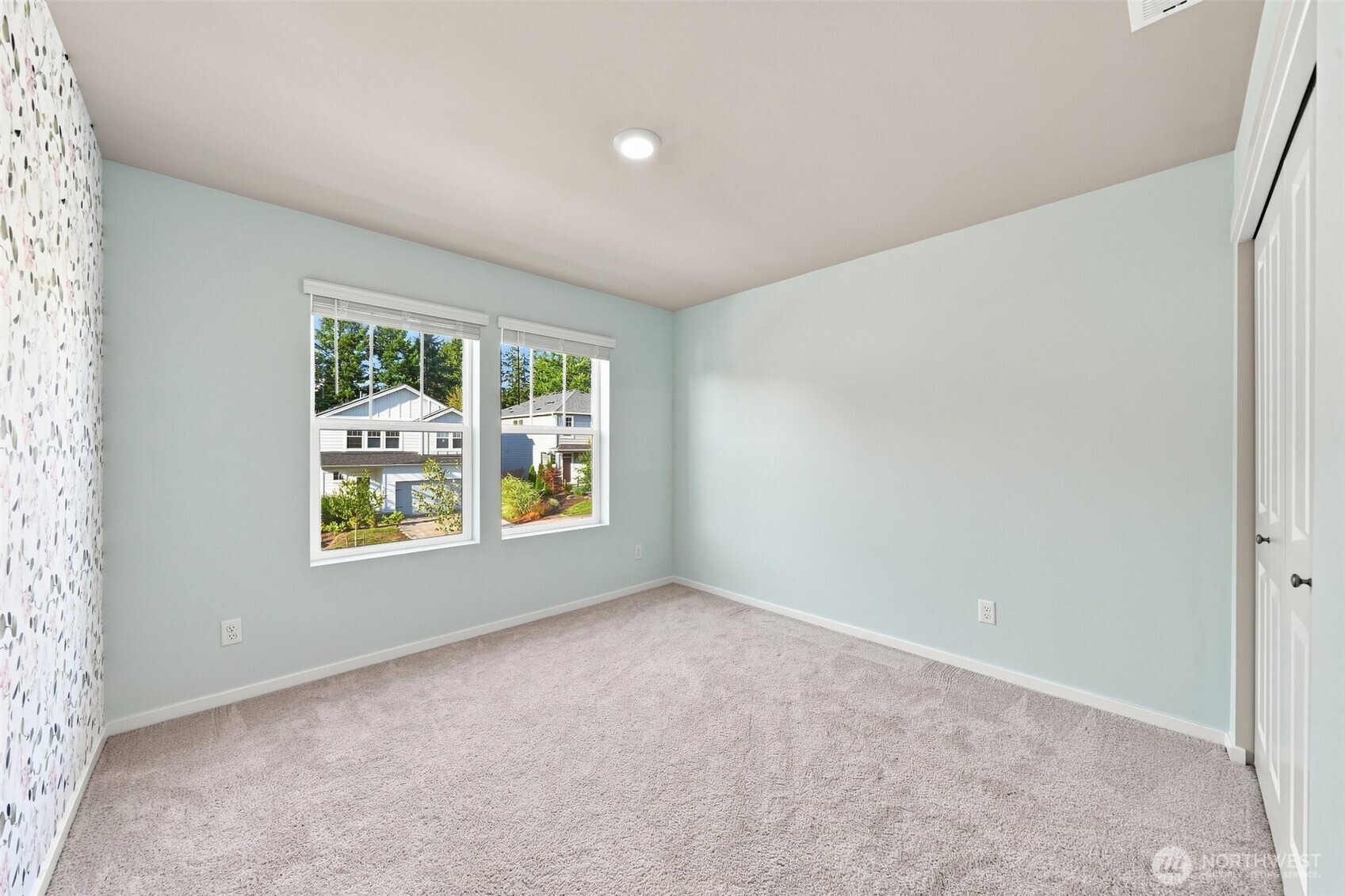 1613 NE Calavista Street Unit: 39
