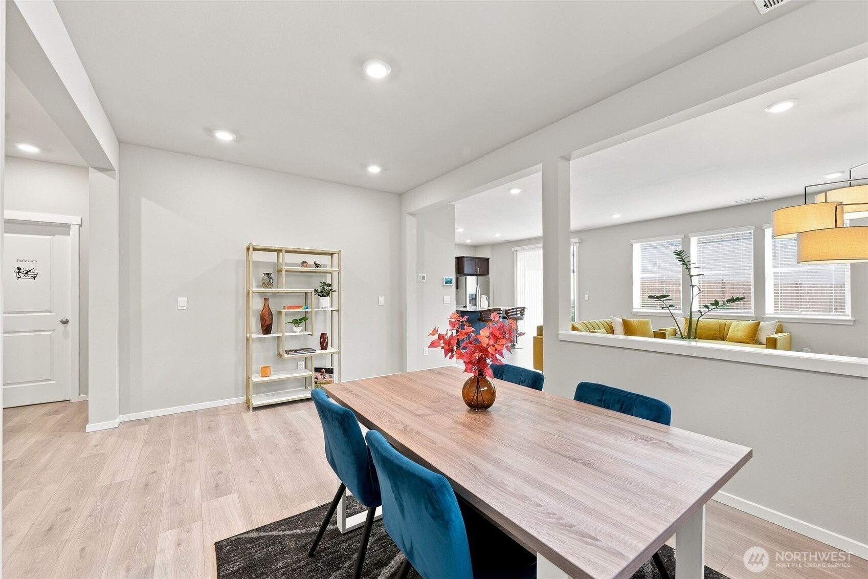 1613 NE Calavista Street Unit: 39