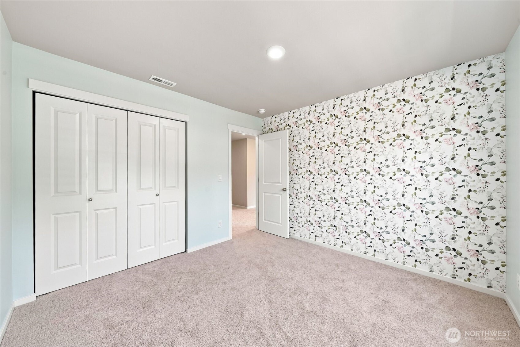 1613 NE Calavista Street Unit: 39