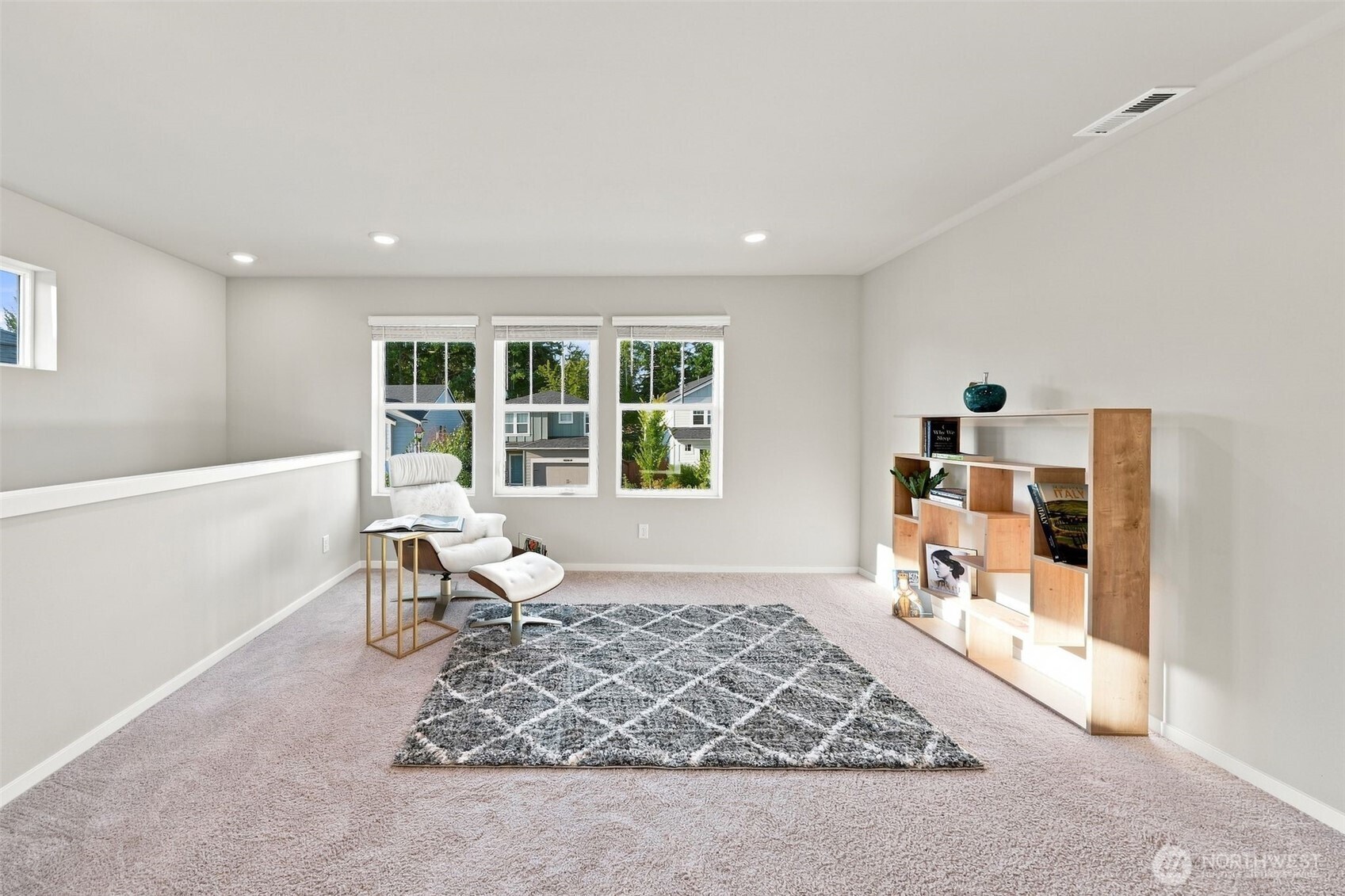 1613 NE Calavista Street Unit: 39