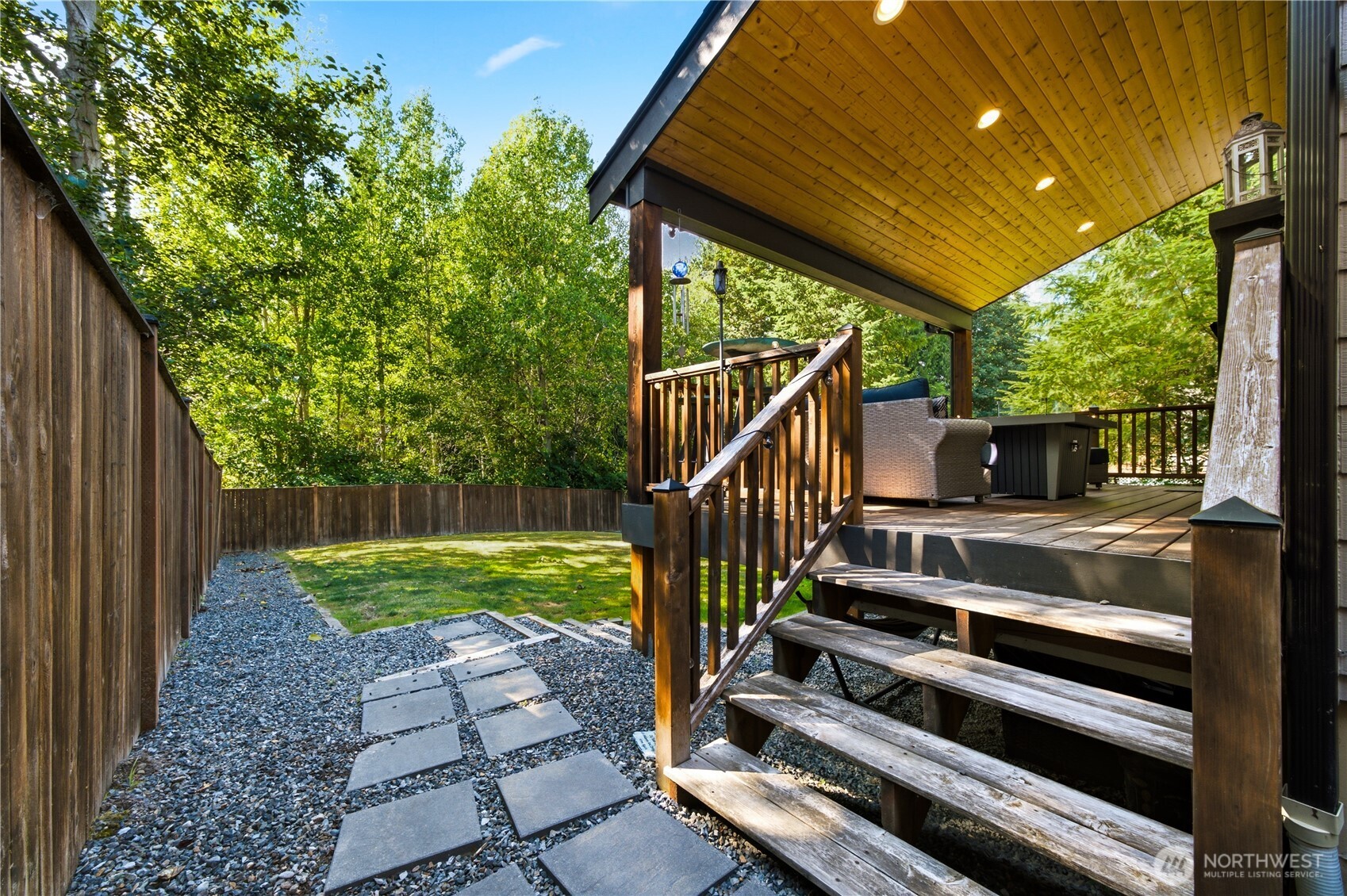 4404 Forest Drive