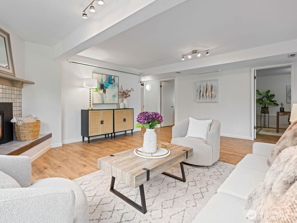 14512 SE 45th Place