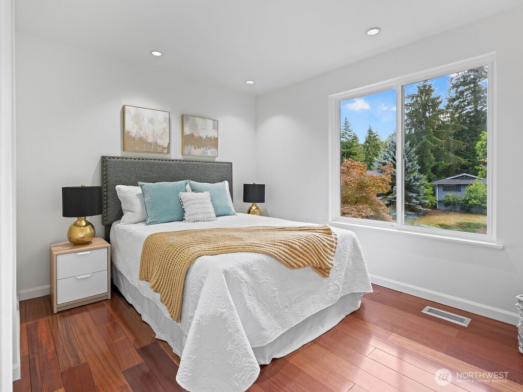 14512 SE 45th Place