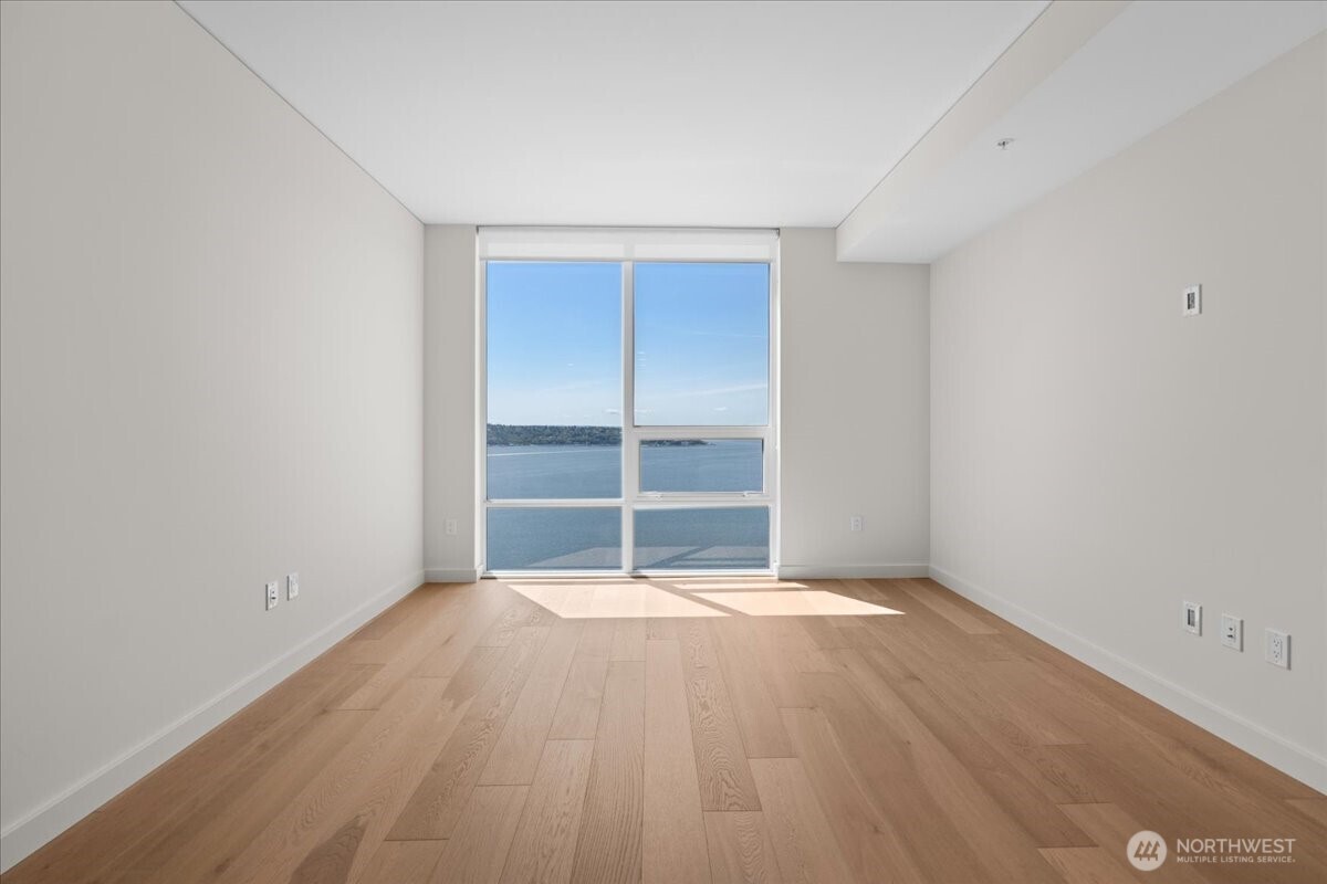 121 Stewart Street Unit: 2506