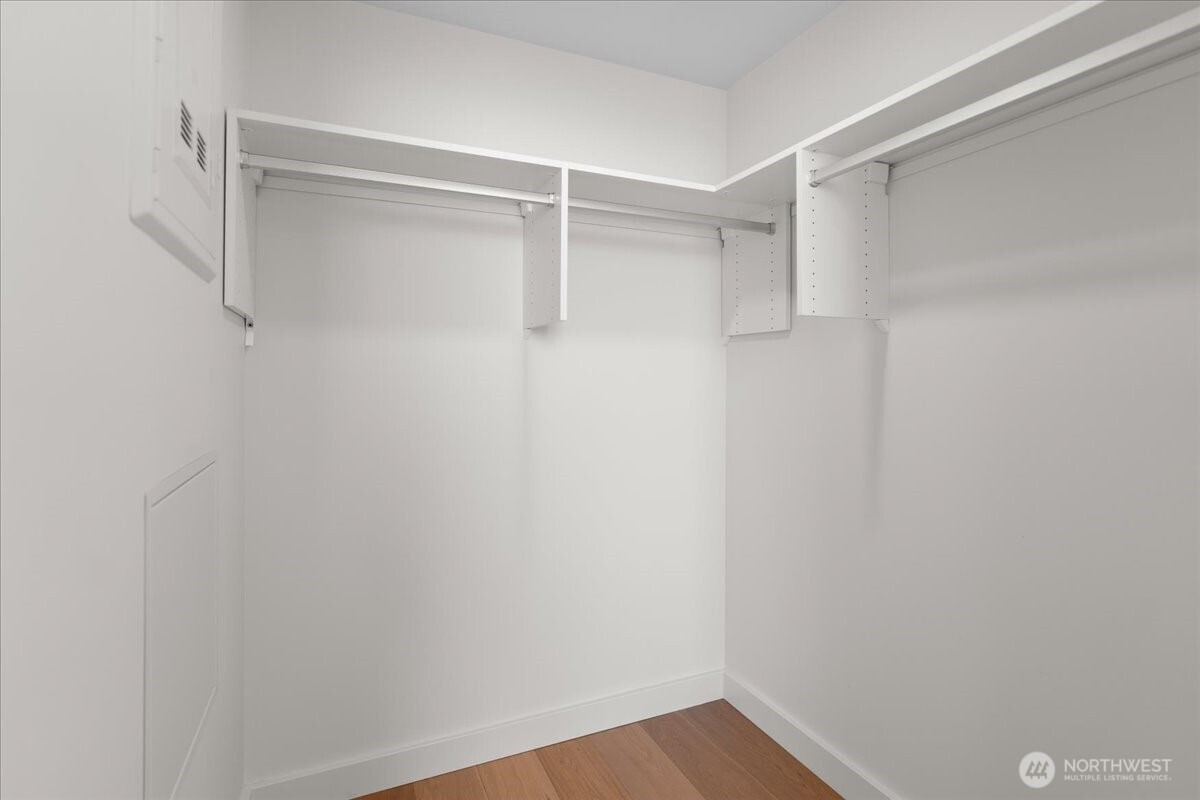 121 Stewart Street Unit: 2506