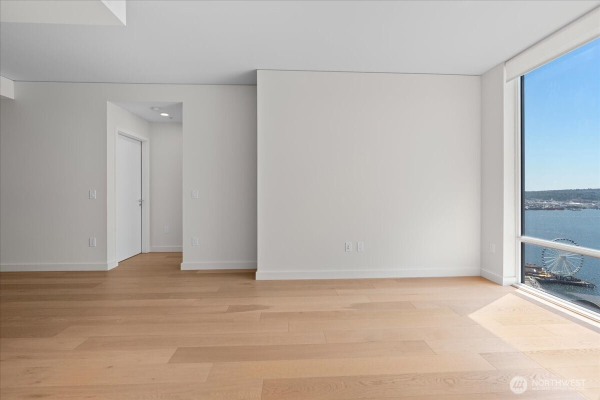 121 Stewart Street Unit: 2506