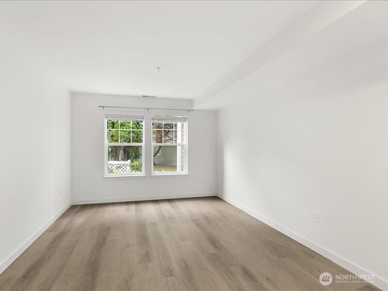 4133 224th Lane SE Unit: 112