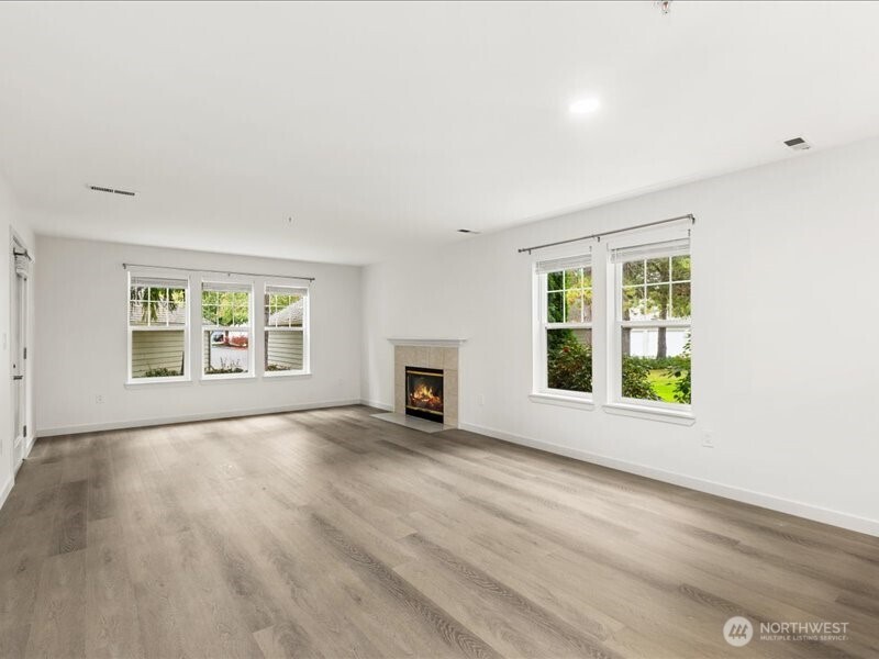 4133 224th Lane SE Unit: 112