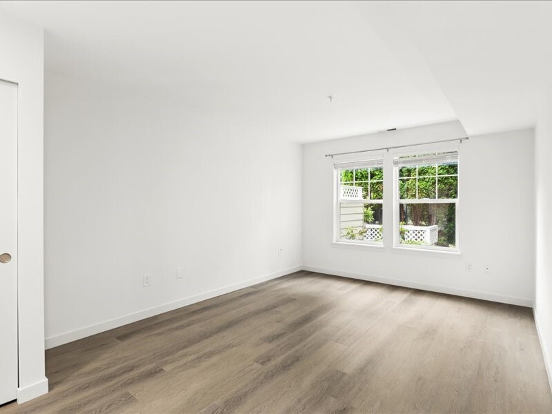 4133 224th Lane SE Unit: 112