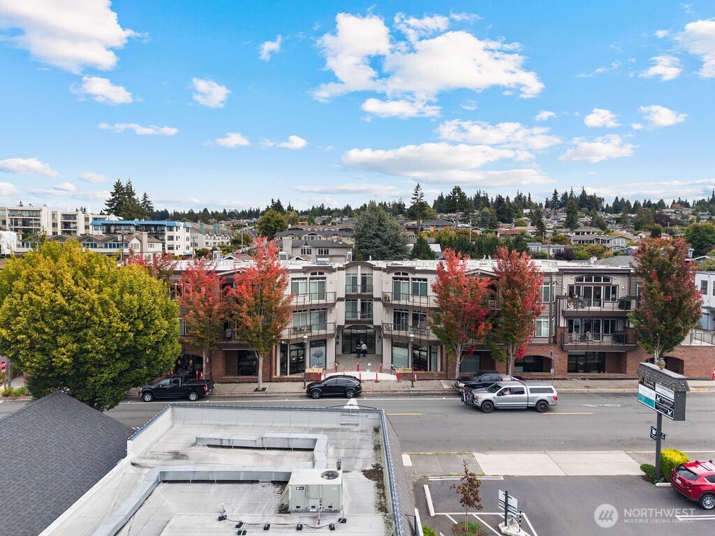505 5th Avenue S Unit: 305