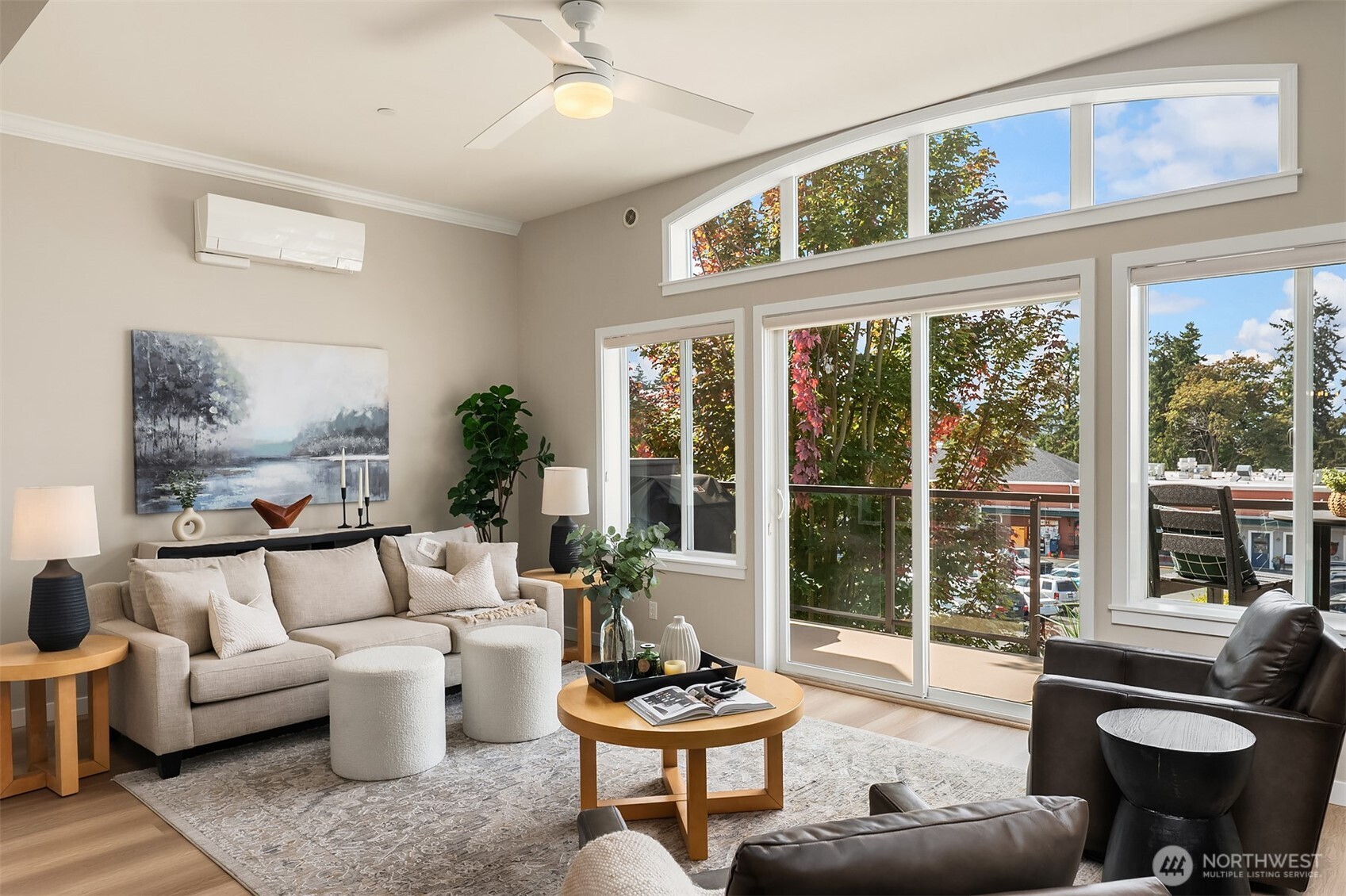 505 5th Avenue S Unit: 305